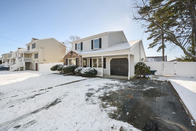 21 Queen Ann Road, Brick, NJ 08723