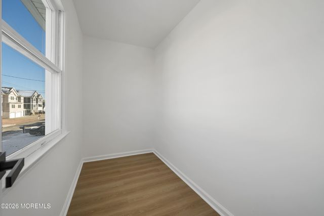 21 Queen Ann Road, Brick, NJ 08723