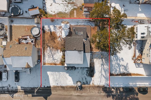 21 Queen Ann Road, Brick, NJ 08723