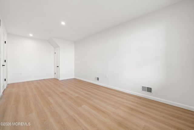 21 Queen Ann Road, Brick, NJ 08723