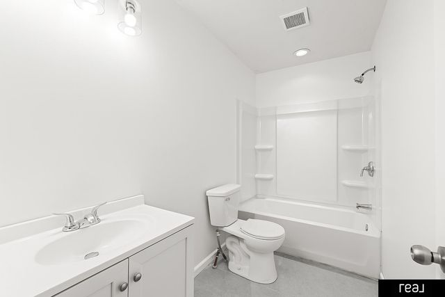 1015 7th Avenue, Council Bluffs, IA 51501