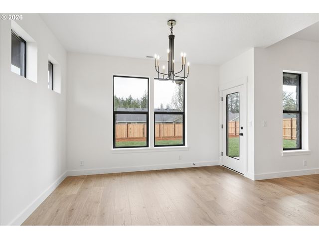 88105 WYMORE Ln, Veneta, OR 97487