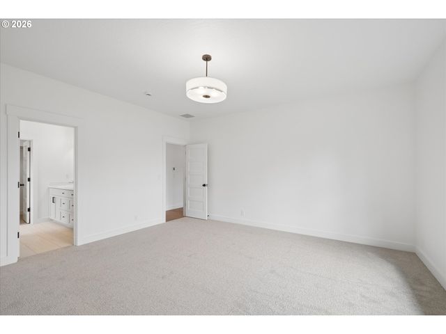 88105 WYMORE Ln, Veneta, OR 97487