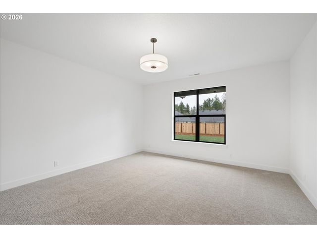 88105 WYMORE Ln, Veneta, OR 97487