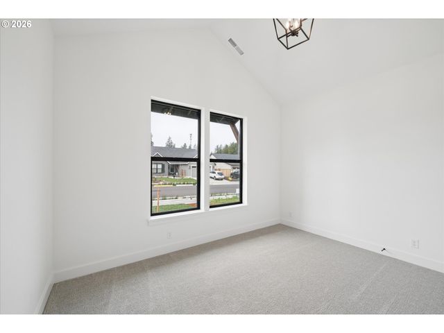 88105 WYMORE Ln, Veneta, OR 97487