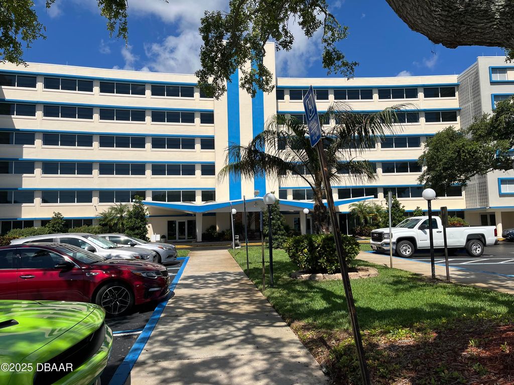 1224 S Peninsula Dr Apt 501, Daytona Beach, FL 32118