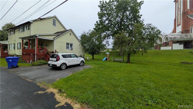 19 School Street, West Seneca, NY 14224