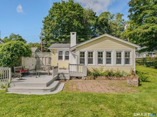 14 Putzel Avenue, Guilford, CT 06437