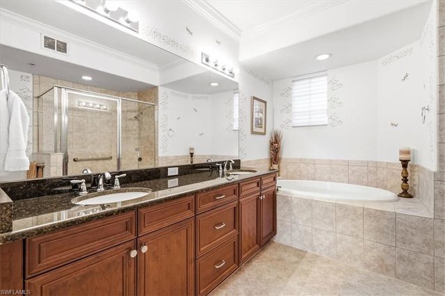 6622 Alden Woods CIR 101, Naples, FL 34113