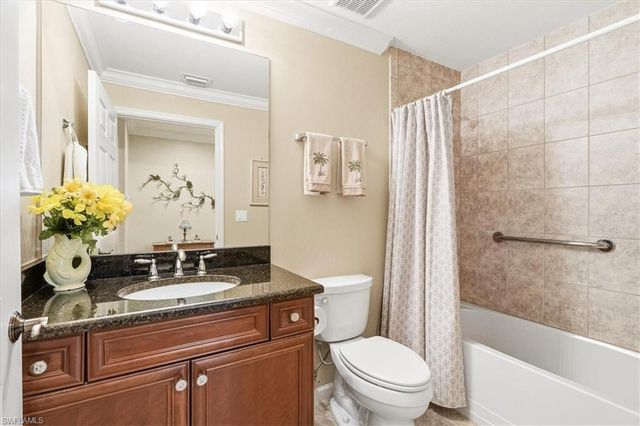 6622 Alden Woods CIR 101, Naples, FL 34113