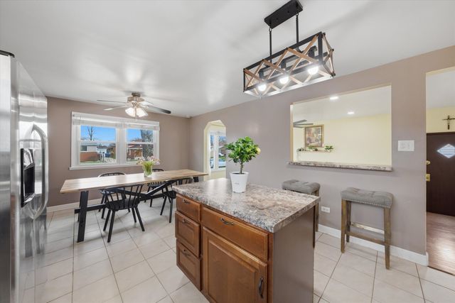 14828 Saint Louis Avenue, Midlothian, IL 60445