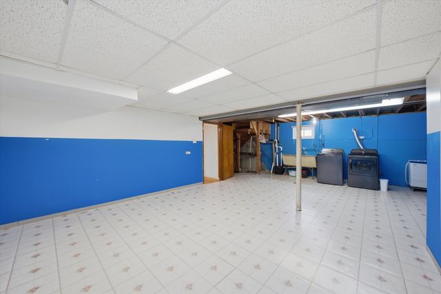 14828 Saint Louis Avenue, Midlothian, IL 60445