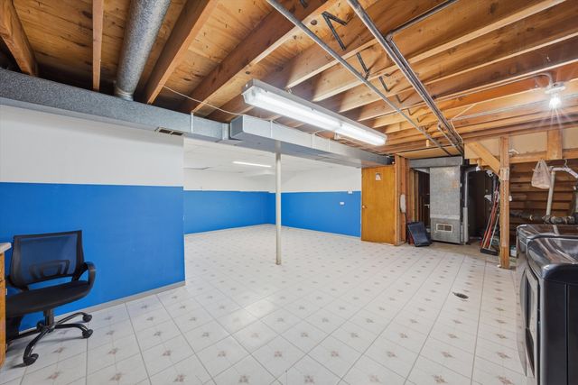 14828 Saint Louis Avenue, Midlothian, IL 60445