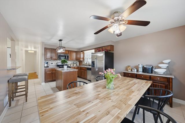 14828 Saint Louis Avenue, Midlothian, IL 60445