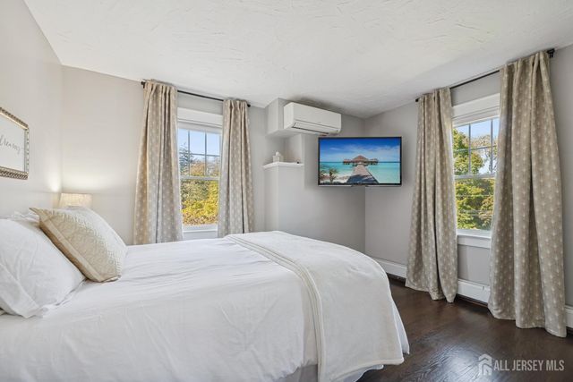 202 Ashland Road, Middlesex, NJ 08846
