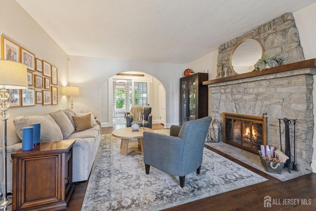 202 Ashland Road, Middlesex, NJ 08846