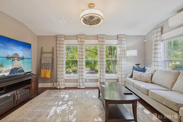 202 Ashland Road, Middlesex, NJ 08846