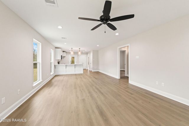 223 Camerons Cove Drive, Carencro, LA 70520