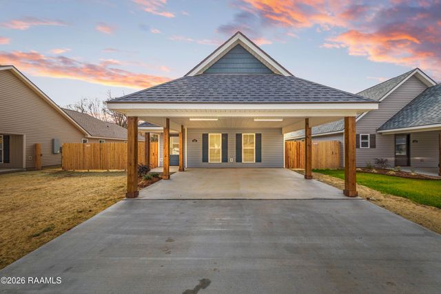 223 Camerons Cove Drive, Carencro, LA 70520