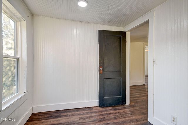 218 Aa Deakins Road, Jonesborough, TN 37659