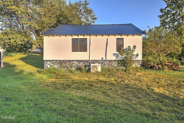 218 Aa Deakins Road, Jonesborough, TN 37659