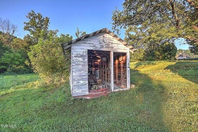 218 Aa Deakins Road, Jonesborough, TN 37659