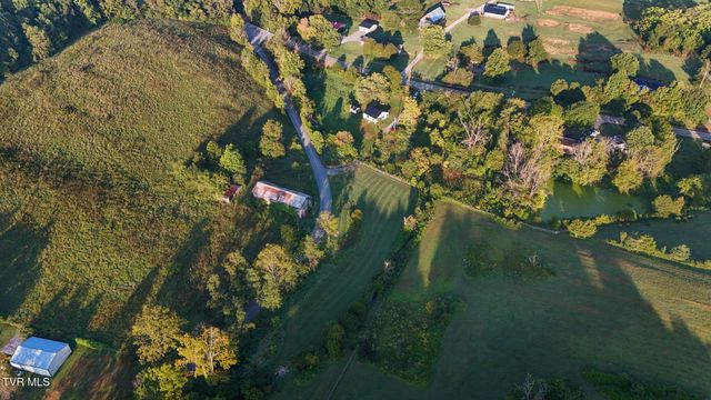 218 Aa Deakins Road, Jonesborough, TN 37659