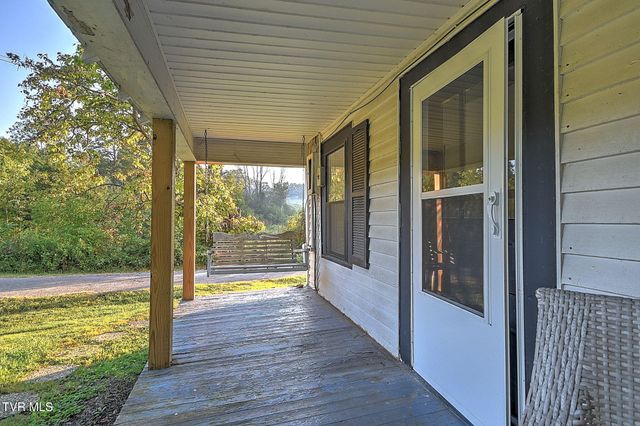 218 Aa Deakins Road, Jonesborough, TN 37659