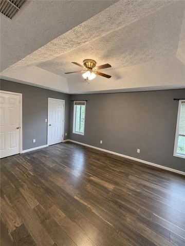 4478 Thorngate Lane Lane, Acworth, GA 30101