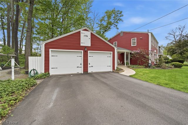 1776 Amarillo Street NW, North Canton, OH 44720