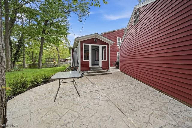 1776 Amarillo Street NW, North Canton, OH 44720