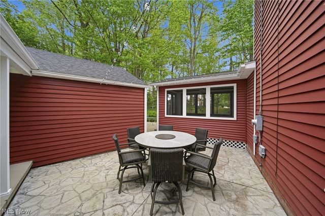 1776 Amarillo Street NW, North Canton, OH 44720