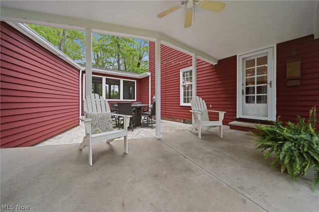 1776 Amarillo Street NW, North Canton, OH 44720
