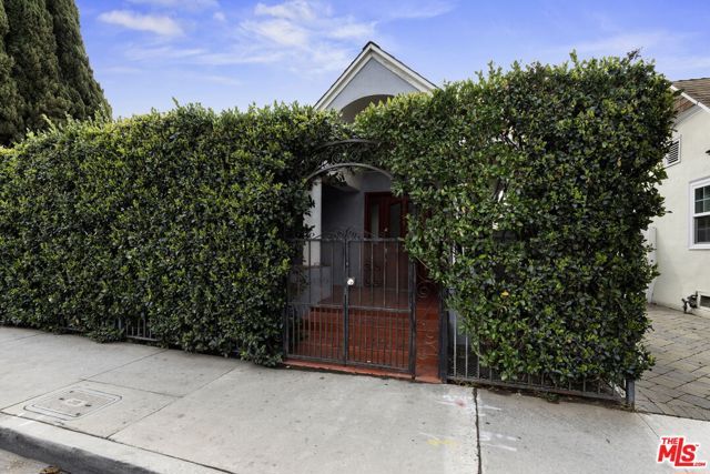 7764 Fountain Avenue, West Hollywood, CA 90046