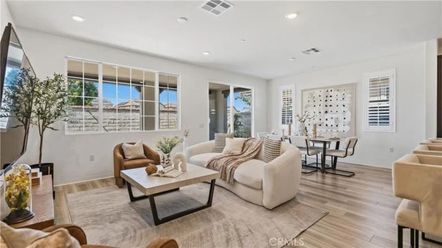 4007 E Amigos Privado, Ontario, CA 91761