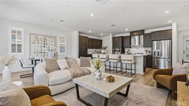 4007 E Amigos Privado, Ontario, CA 91761