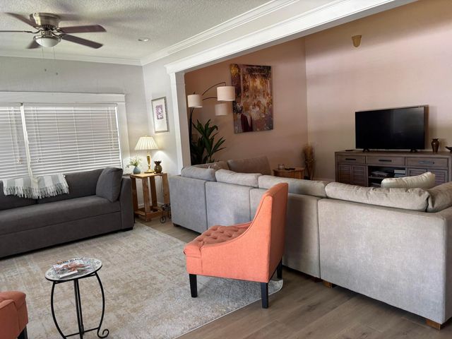 808 Kanuga Drive, West Palm Beach, FL 33401