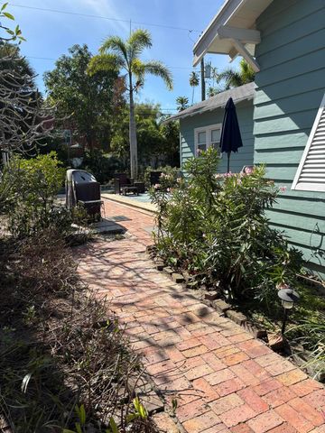 808 Kanuga Drive, West Palm Beach, FL 33401