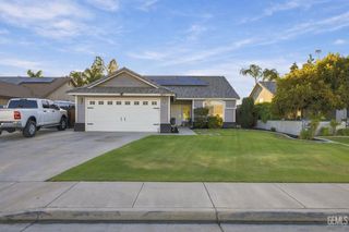 4311 Gelding Way, Bakersfield, CA 93312