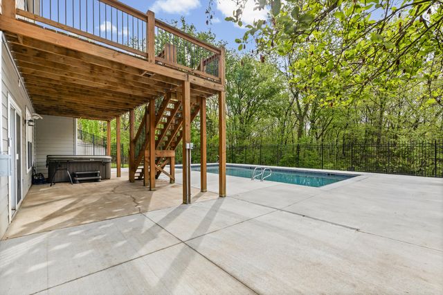 2501 ST REGIS CT, Columbia, MO 65203