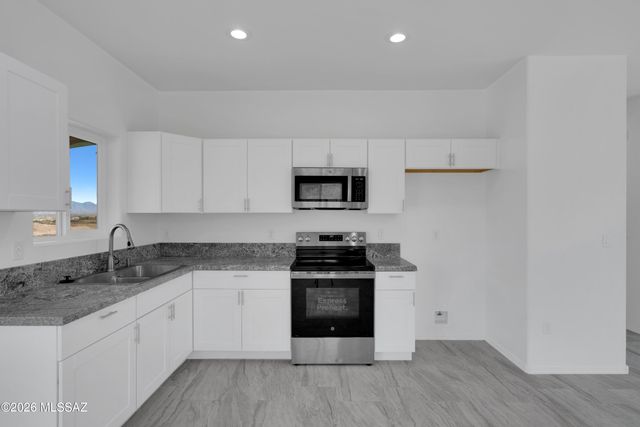 1272 Circulo Yerba Buena, Rio Rico, AZ 85648