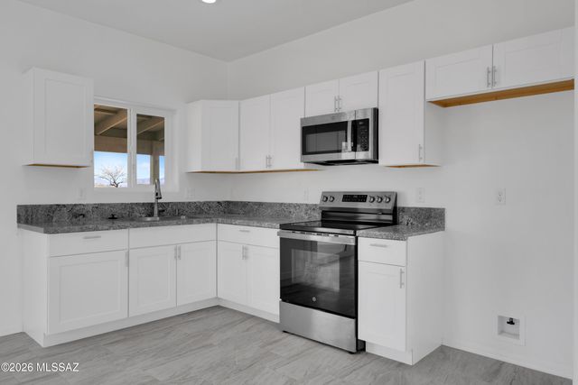 1272 Circulo Yerba Buena, Rio Rico, AZ 85648