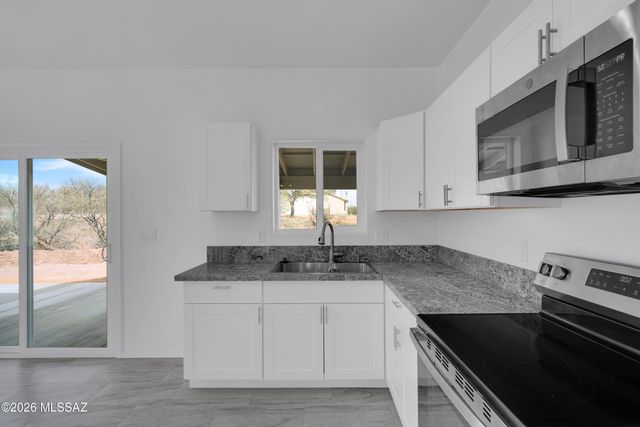 1272 Circulo Yerba Buena, Rio Rico, AZ 85648