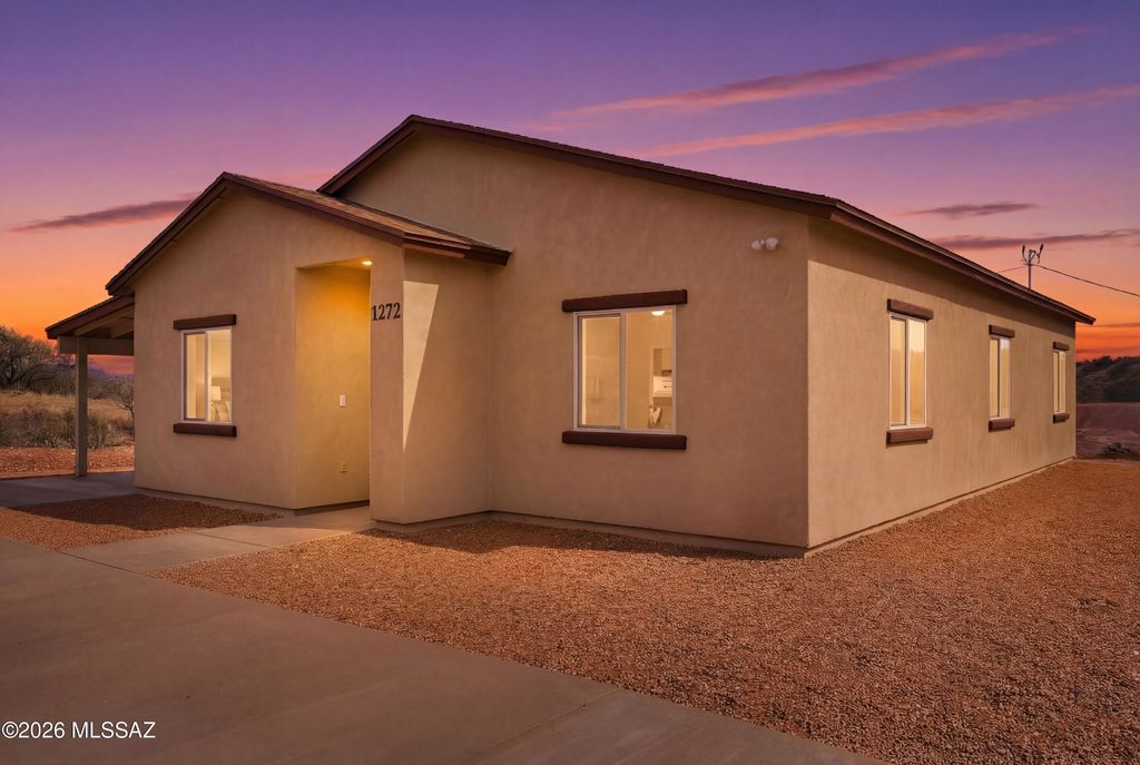 1272 Circulo Yerba Buena, Rio Rico, AZ 85648