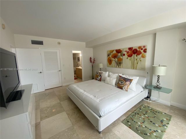 10275 Collins Ave 215, Bal Harbour, FL 33154
