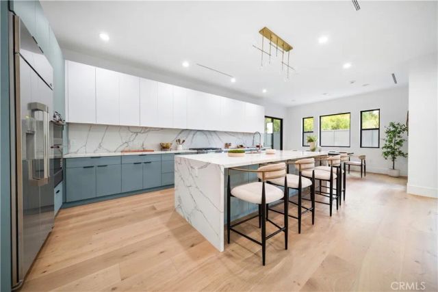 5623 Oso, Woodland Hills, CA 91367