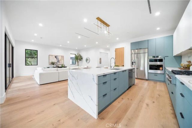 5623 Oso, Woodland Hills, CA 91367