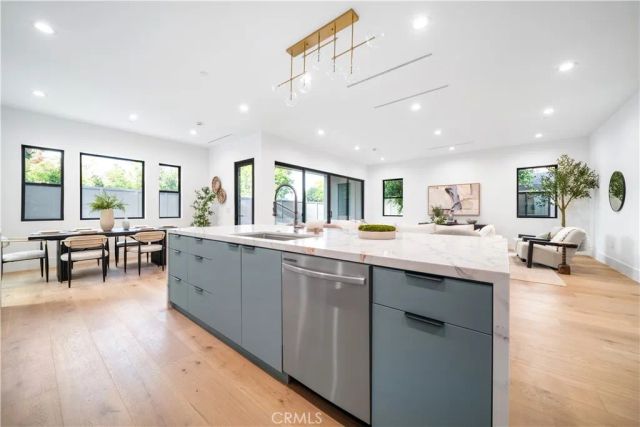 5623 Oso, Woodland Hills, CA 91367