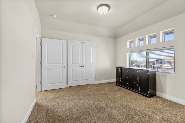 6007 Ridge View St, Midland, TX 79705
