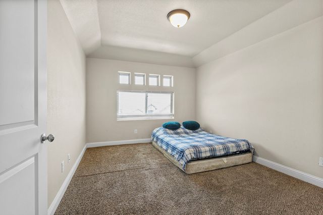 6007 Ridge View St, Midland, TX 79705